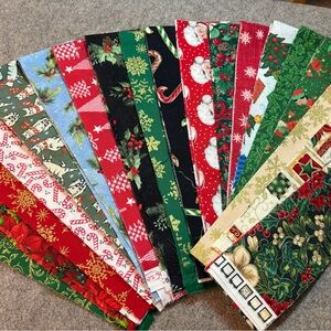 Cotton Christmas Fabric Strips jelly roll lot 20 pieces  2.5 x 42" ribbon